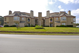 Aspen Oaks Apartments