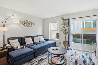 10 SE 105th Ave in Portland, OR - Building Photo - Building Photo