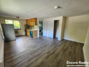 15 Chester St in Cambridge, MA - Building Photo - Building Photo