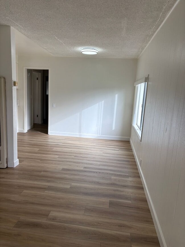 1212 Huntington St in Huntington Beach, CA - Building Photo - Building Photo