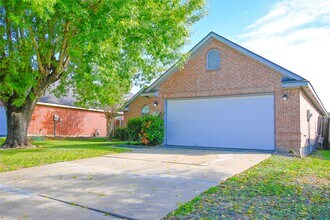 12615 Orchard Summit Dr in Sugar Land, TX - Building Photo - Building Photo