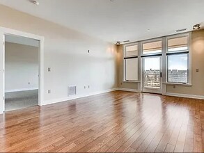 7220 W Bonfils Pl in Lakewood, CO - Building Photo - Building Photo