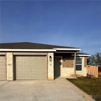 5705 McGregor Lp in Killeen, TX - Building Photo