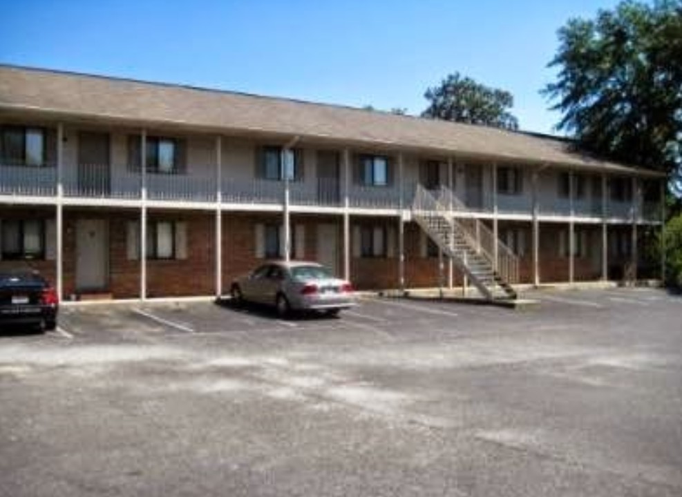 Trac II Apartments at JSU Rentals in Jacksonville, AL - Foto de edificio