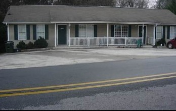 11 Stephen Dr in Toccoa, GA - Building Photo - Building Photo