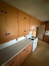 646 S Pinecrest Ave in Wichita, KS - Building Photo - Building Photo