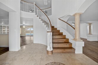 3708 Dorrington Dr in Las Vegas, NV - Building Photo - Building Photo