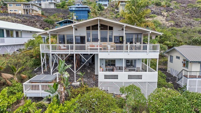 87-3179-3179 Kihikihi Rd in Captain Cook, HI - Building Photo - Building Photo