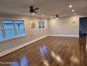 9 Frederiksted St in Toms River, NJ - Building Photo - Building Photo