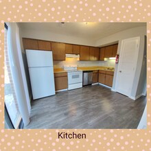 81 Duiguid Dr in Lynchburg, VA - Foto de edificio - Building Photo