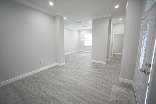 3732 W Elrod Ave in Tampa, FL - Building Photo - Building Photo