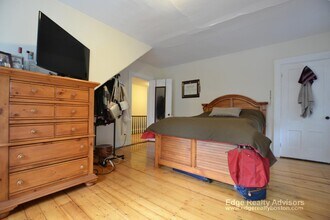 7 Sparhawk St, Unit 2 in Boston, MA - Foto de edificio - Building Photo