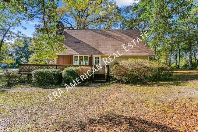 2815 Lake Silver Rd in Crestview, FL - Building Photo - Building Photo