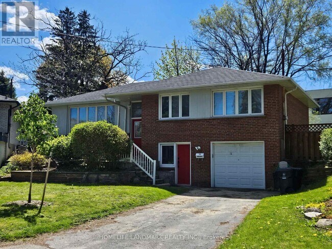 property at 16 Donewen Ct
