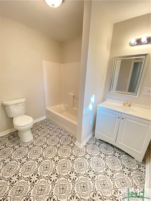 property at 1611 E Henry St