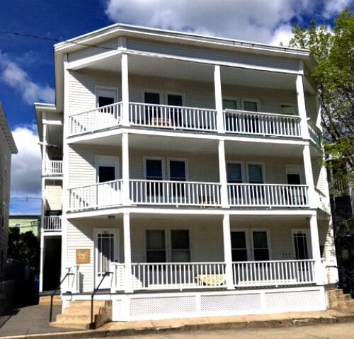 584 Rimmon St in Manchester, NH - Building Photo