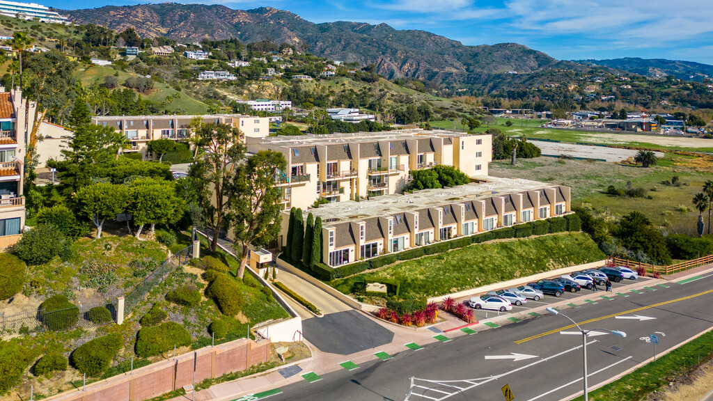 Malibu Canyon Village Apartments