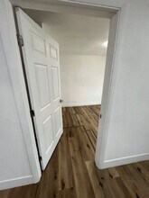 916 N Mooney Blvd in Visalia, CA - Building Photo - Building Photo