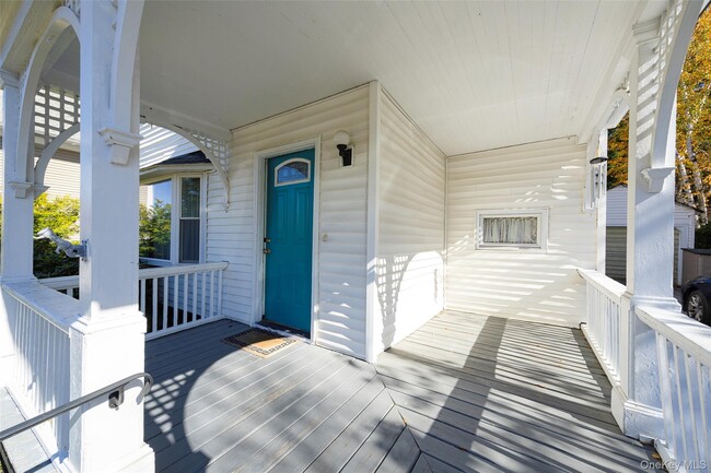 108 Church St in Millbrook, NY - Building Photo - Building Photo