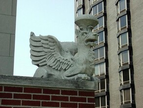 Detroit Towers in Detroit, MI - Foto de edificio - Building Photo