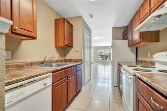 825 Douglass Ave in Oviedo, FL - Building Photo - Building Photo