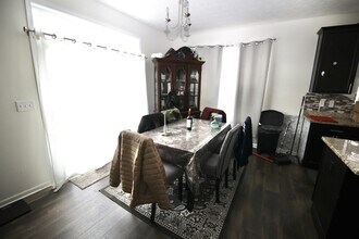 216 Old Bay Dr in Pataskala, OH - Building Photo - Building Photo