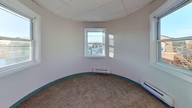 5 Marion St, Unit R in Boston, MA - Foto de edificio - Building Photo