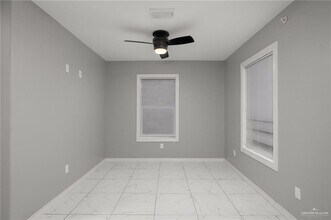 1426 E Rogers Rd, Unit 52 in Edinburg, TX - Building Photo - Building Photo