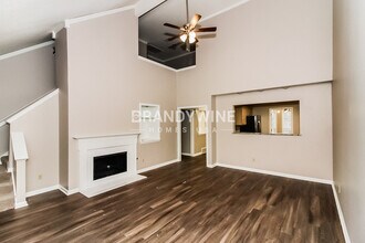 445 Bruins Trce in Memphis, TN - Building Photo - Building Photo