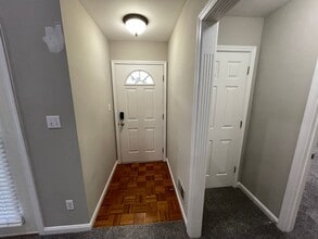 2815 Brassfield Cir in Shelbyville, KY - Building Photo - Building Photo