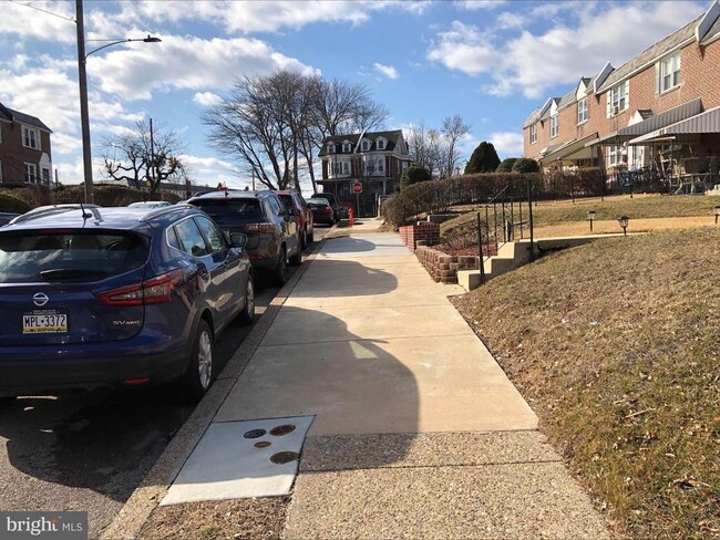 7323 Brookhaven Rd in Philadelphia, PA - Building Photo - Building Photo