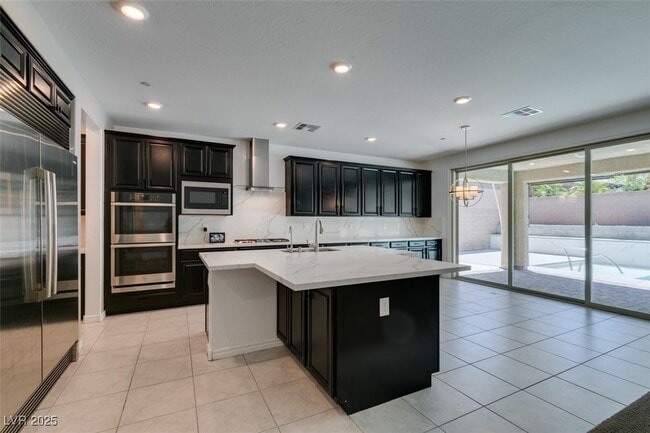 property at 479 Lost Horizon Ave