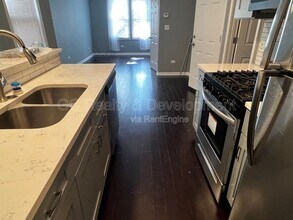 3510 W Irving Park Rd in Chicago, IL - Building Photo - Building Photo