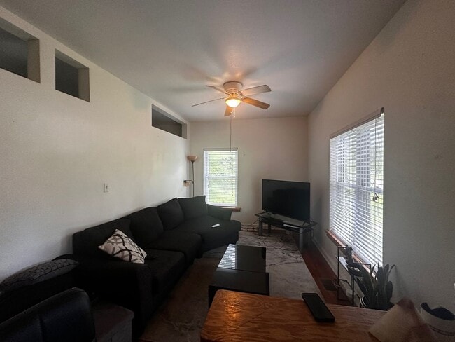 1534 S Gadsden St in Tallahassee, FL - Building Photo - Building Photo