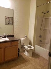 1048 S Carriage Ave in Fresno, CA - Building Photo - Building Photo