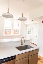 The Humbles Building Apartments in Lynchburg, VA - Building Photo - Interior Photo