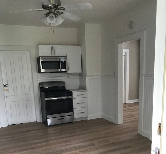 77 Cliff St Apartments and Nearby Shelton Apartments For Rent Shelton, CT