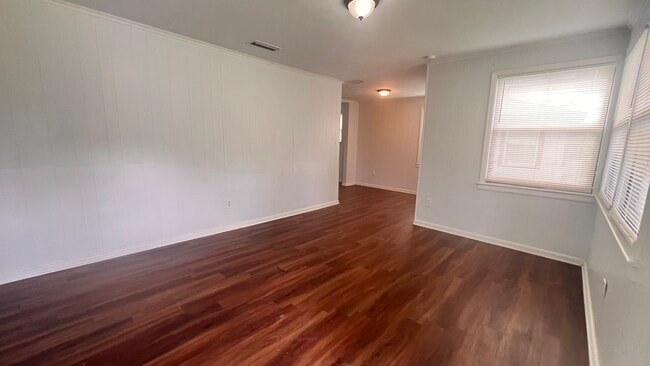 1976 College Cir S in Jacksonville, FL - Building Photo - Building Photo