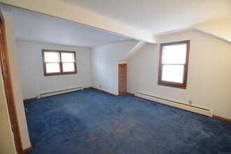 7 Swan Ave in Wallingford, CT - Building Photo - Building Photo