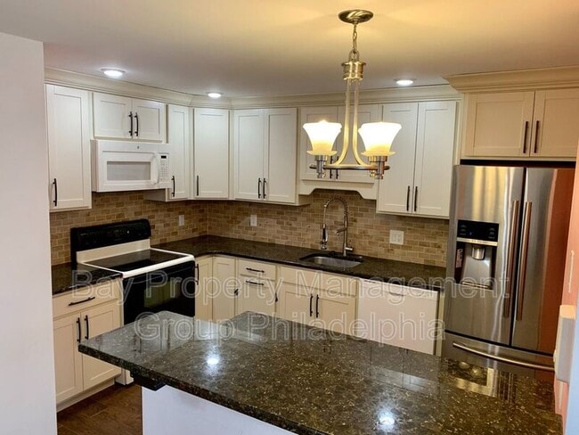 property at 2751 Pennsylvania Ave