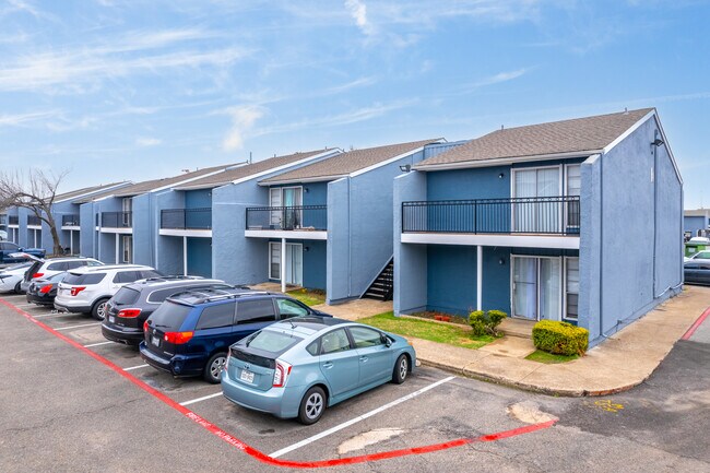 The Link in Dallas, TX - Building Photo - Building Photo