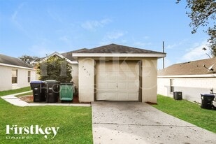 7432 Little Pond Ct in Orlando, FL - Building Photo