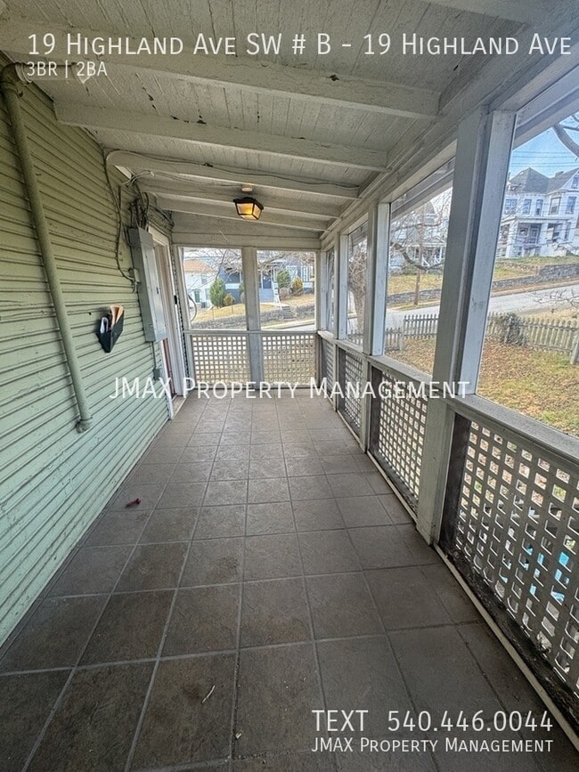 19 Highland Ave SW in Roanoke, VA - Building Photo - Building Photo