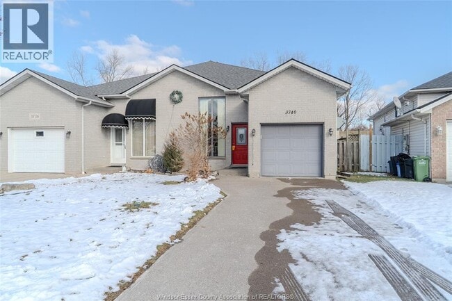 property at 3740 Holburn St