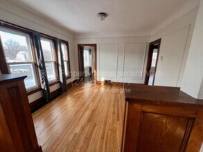 9176 Chamberlain St in Detroit, MI - Building Photo - Building Photo