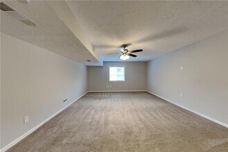 252 Paxton Cir in Marietta, GA - Building Photo - Building Photo