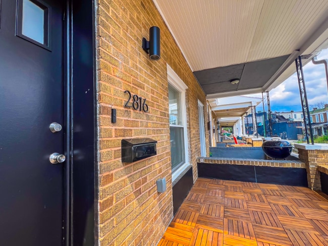 2816 W Mulberry St in Baltimore, MD - Building Photo - Building Photo