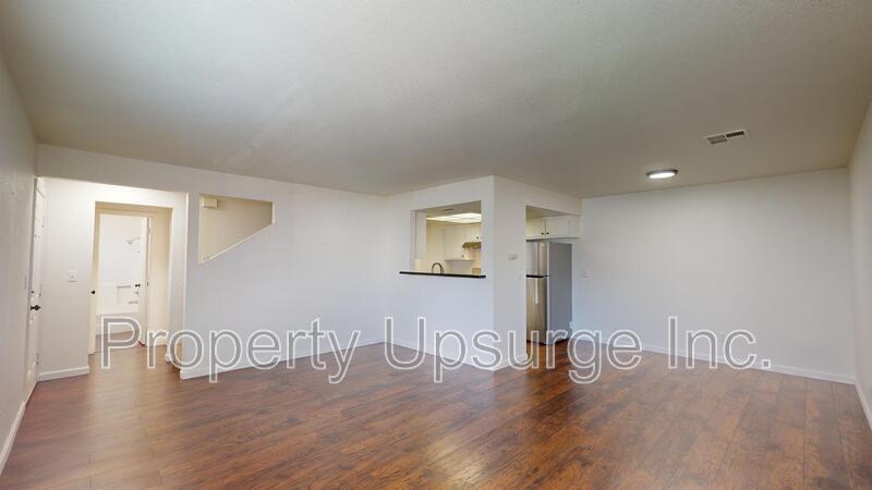 1487 Bradford Way in Redding, CA - Building Photo
