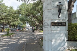 7825 Rue St Cyr St in Houston, TX - Building Photo - Building Photo