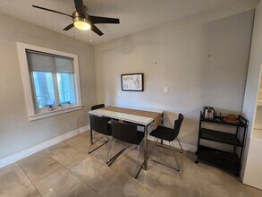 1008 SE 4th St, Unit 1006 in Boynton Beach, FL - Foto de edificio - Building Photo